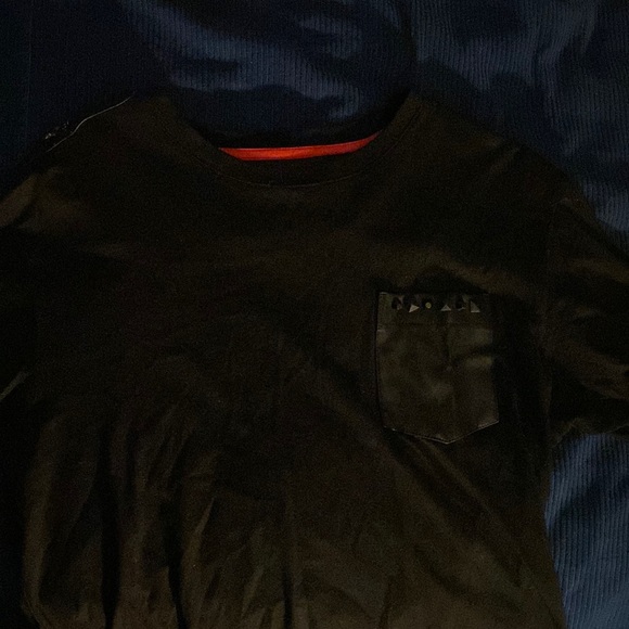 Fancy y2k type shirt. Great for adding drip to your outfit - Picture 1 of 2